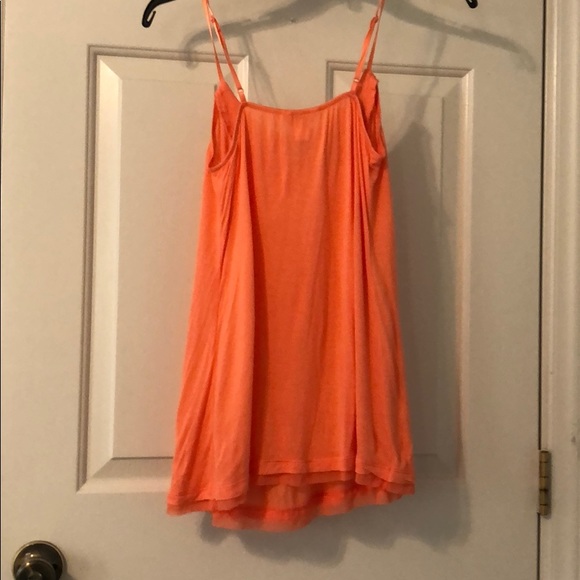 Tank - Picture 3 of 3